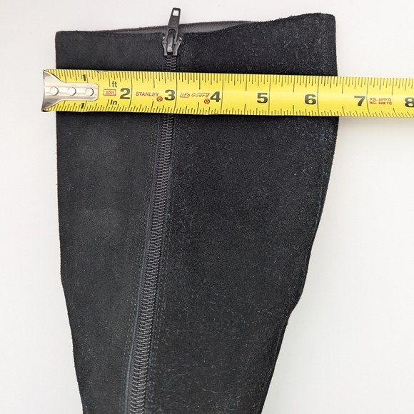 Steve Madden Black Suede Knee-High Sybel Boots (Adult Size 6) w/Kitten-Heel - Picture 12 of 16